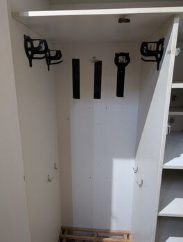 Bundeswehrschrank