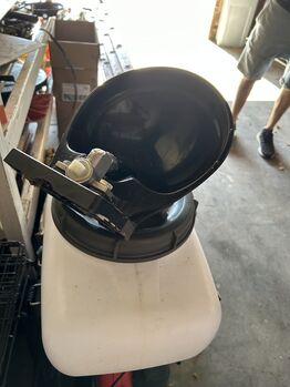 Automatic water troughs