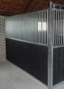 Pferdebox Trennwand | Pferdeboxen Elemente | Pferdeställe