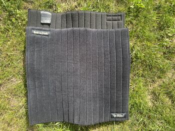 BACK ON TRACK, Bandagierunterlagen Scandic, Welltex, 40x40, schwarz, BACK ON TRACK BACK ON TRACK, Bandagierunterlagen Scandic, Welltex, Gaby Lais, Bandagen & Unterlagen, Malsburg-Marzell