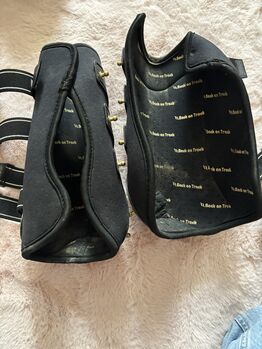 Arbeitsgamaschen Back on Track hinten, Back on Track, Maira, Tendon Boots, Essen