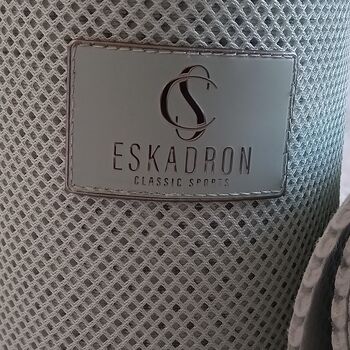 Eskadron Bandagen Mesh Eskadron Bandagen MESH in Powdergreen