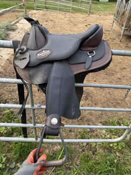 Barefoot Arizona Barry Westernsattel Ponysattel, Barefoot Arizona Barry, Anna Lisa Schulze Wälter, Western Saddle, Dortmund 