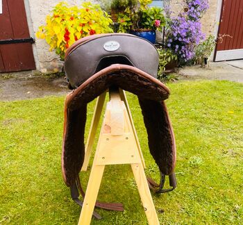 Barefoot Barrydale Gr. 2 Barefoot Barrydale 