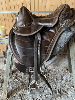 Barefoot Cheyenne Barefoot Cheyenne