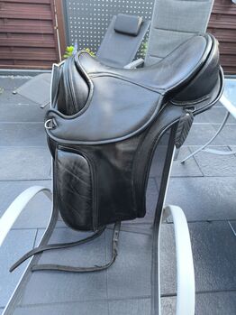Barefoot London 1 Dressursattel / graue Fork, Barefoot  London 1, Maike Vetter , Treeless Saddle, Nufringen