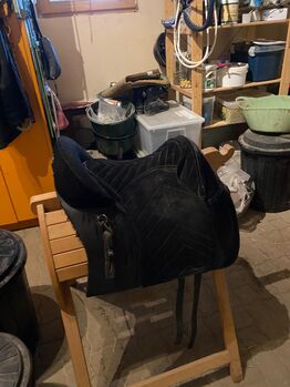 Barefoot Madrid, Barefoot  Madrid, Romana Englich, Bezdrzewne siodło, Maria Enzersdorf