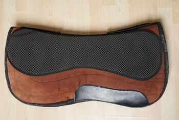 Barefoot Westernpad Pad Phyio Physiopad braun Lammfell polsterbar Barefoot Physio-Sattelunterlagen-System