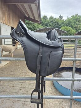 Barefootsattel, Barefoot Cherokee, Regula Kirschnick , Treeless Saddle, Schüpfen