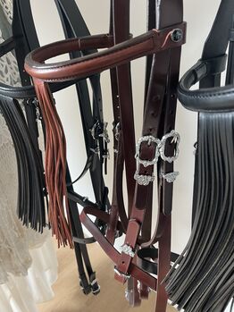 Barocke Zäume mit Zierschnallen, Angela, Bridles & Headstalls, Niederbipp