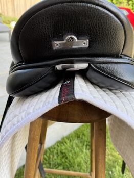 Bates Dressage saddle, Bates  (B16013374), emma clarke, Dressursattel, Wadhurst