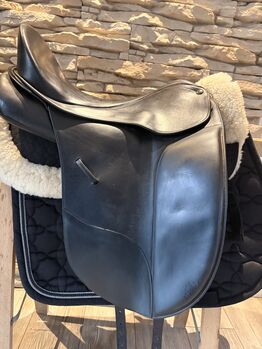 Bates Dressursattel Isabell Werth Bates  Isabell Werth 