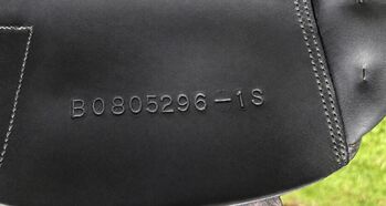 Bates Innova Dressursattel 17 bis 17,5 Zoll Schwarz mit Cair Bates Innova