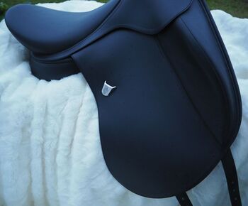 BATES Innova Dressursattel mit CAIR, Bates Inova, Nicola, Dressage Saddle, Au i.d.Hallertau