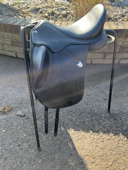 Bates innova plus size 0, Bates Innova plus , kelly cummings, Dressage Saddle, Bognor Regis