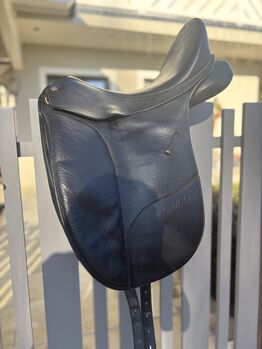 Bates Isabell Werth Dressursattel - 16,5" / 42cm Bates Australia Isabell Werth