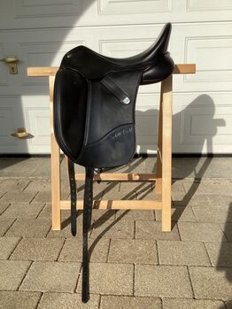 Bates Isabell Werth Dressursattel Kalbsleder, C-Air, 17,5`` aus erster Hand, Bates Saddles Isabell Werth, Franziska Hönle , Dressursattel, Berg