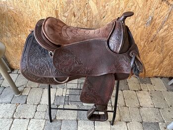 Baumloser Westernsattel Barefoot Arizona VPS – Grösse 2 (Braun) komplett mit Fendern & Bügeln Barefoot Arizona