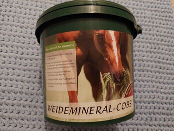 Weidemineral-Cobs Agrobs, Agrobs, Johanna Stabodin, Horse Feed & Supplements, Hörbranz