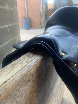 Black Country saddle, Black Country  GP event, Lucy Walker, All Purpose Saddle, Wolverhampton 