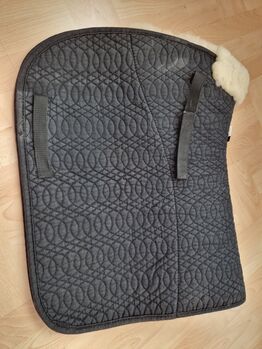 Schwarze Lammfell Vielseitigkeitsschabracke, Franzi, Dressage Pads, Trebgast 