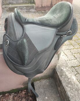 Barefoot JustAdJust, Barefoot JustAdJust, Nicole, All Purpose Saddle, March