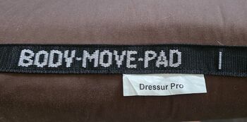 Body Move Pad - Sattelunterlage Horst Becker Body Move Pad Dressur & Springen – ideal für Pferde mit Widerrist