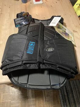 Body protector., USG, Kelly, Safety Vests & Back Protectors, Wellington