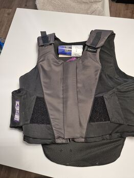 Reitweste Schutzweste, Busse, Melanie Vogl , Riding Helmets, Germersheim