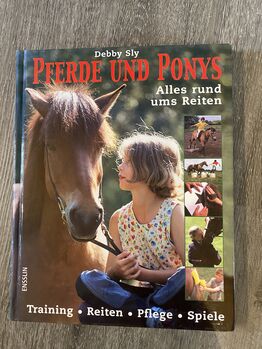 Buch „Pferde und Ponys alles rund ums reiten“, Tanja Hochhaus , Książki, Schwarzenberg