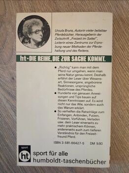 Buch "Mit Pferden richtig umgehen"