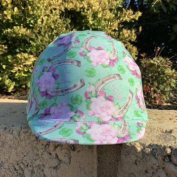 Buggez Reithelmüberzug HORSE SHOES Buggez