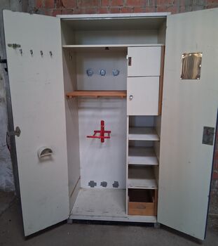 Bundeswehr Spind- Sattelschrank