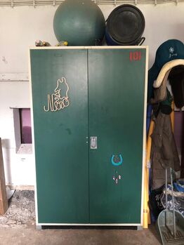 Sattelschrank Bundeswehr Stallschrank, Gruber, Tack Locker, Weissach im Tal 