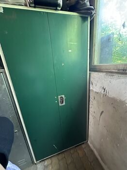 Bundeswehrschrank, Zara, Sattelschrank / Bundeswehrschrank, Allersberg 