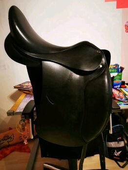 Busse Basel Dressursattel 17,5 zoll, Busse Basel, Klein Puschel, Dressage Saddle, HAMBURG 