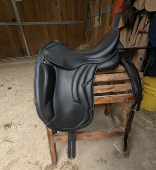 Busse Bozen 17.5 Dressursattel neuwertig, Busse Bozen, Melanie Knorr , Dressage Saddle, Nettersheim