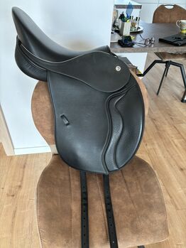 Butterfly VS Sattel Claudia 18“ neuwertig, Butterfly  Claudia VS, Diana, All Purpose Saddle, Gastrose-Kerkwitz