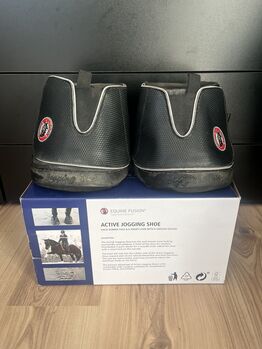 Hufschuhe Gr. 16 Active Jogging Shoe Equine Fusion, Equine Fusion Active Jogging Shoe (Regular), Jessica Kowalczyk, Podkuwanie koni, Büchen