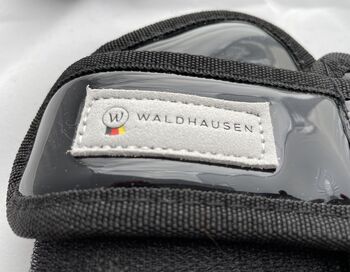 Waldhausen Lack Dressurgamaschen (4 St.), schwarz, Gr. L, 4 Stück, Waldhausen  Dressurgamasche DELUXE , Johanna , Ochraniacze, Reutlingen 