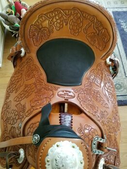 California Grapes Fully Tooled Freckers Ranch Saddle 15" Unused-New 15 	 Handmade Western Saddle