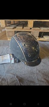 Casco NEW helmet, Casco Spirit Crystal, Vasilina, Reithelme, Vantaa