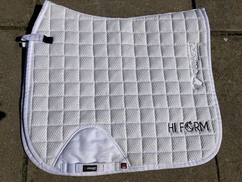 Catago dressage square, Carol Quantrill , Dressage Pads, Axbridge