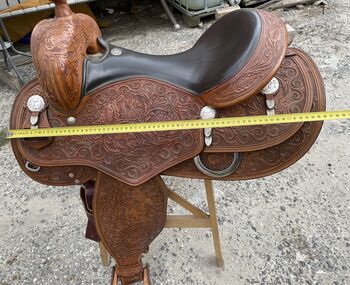 Champion Turf Westernsattel kein Billigsattel Champion Turf