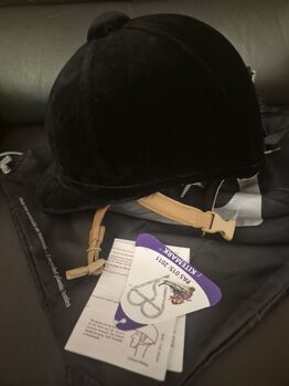 Charles Owen Hampton Hat, Charles Owen Hampton  Hat, Katharina , Riding Helmets, Wilhelmshaven