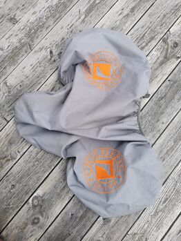 Childeric Dressursattel DAC DGP 17", Swarovski, helle Ziernähte Childeric DAC