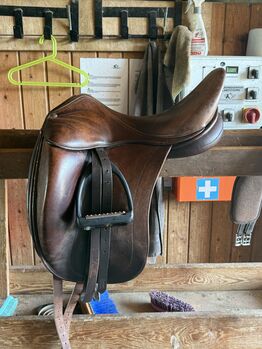 Childeric Dressursattel Childeric France Dressursattel