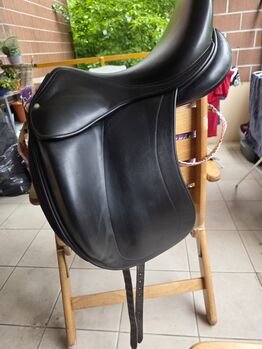 Childerich Dressursattel 17/34 Childerich