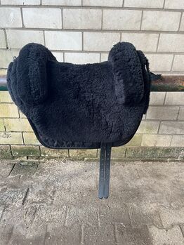 Christ Lammfellsattel Iberica Größe Pony, Christ Lammfellsattel Iberica, Britta, Lambskin Pad, Haren