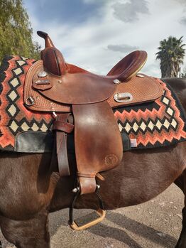 Circle Y barrel saddle, Circle Y The Proven , Kristina , Western Saddle, Stockton